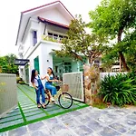 Autumn Flower Villa Thạch Thất - Venue Travel