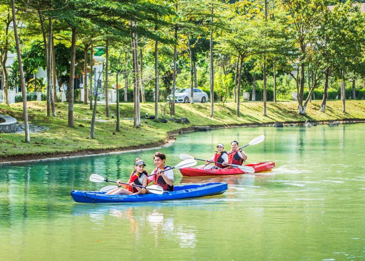 Autumn Flower Thạch Thất - Venue Travel